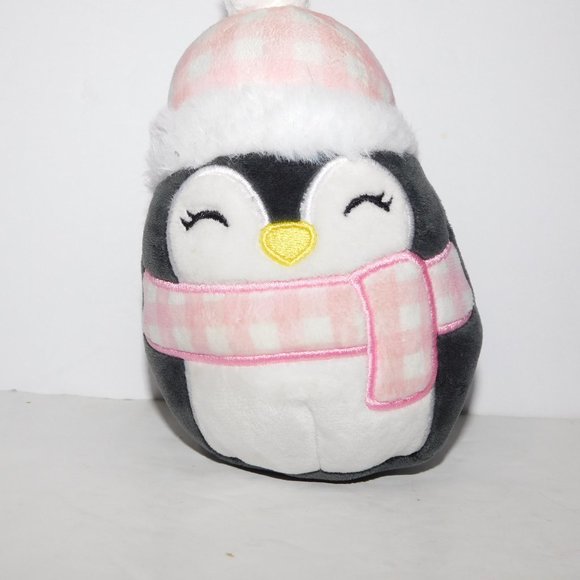 2022 Squishmallows 6" plush Luna Penguine Gingham Scarf Hat Christmas Ornament - Picture 2 of 4